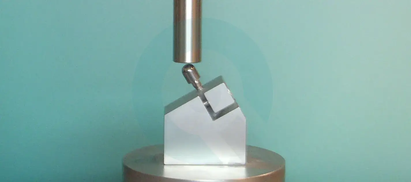 Dynamic loading test for endosseous dental implants ISO 14801